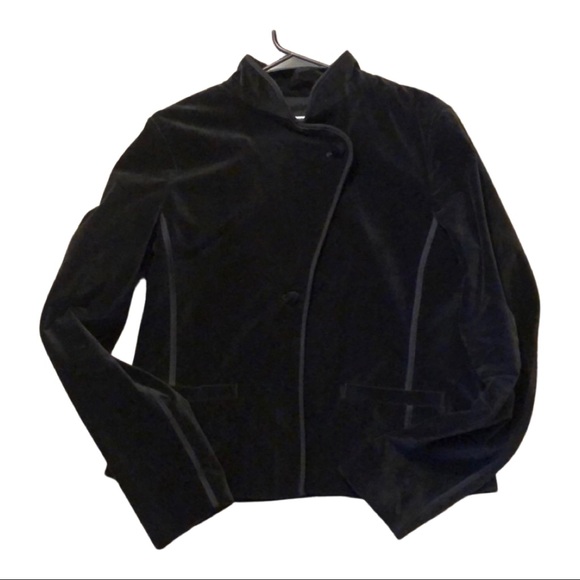 GAP Jackets & Blazers - Gap velvety jacket size 12